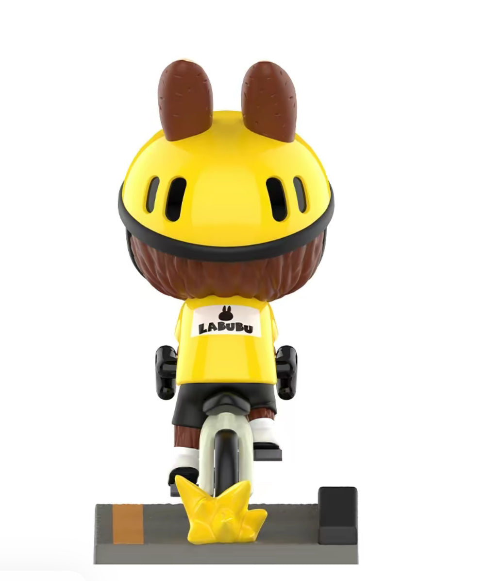 *LABUBU SUMMER RIDE FIGURINE
